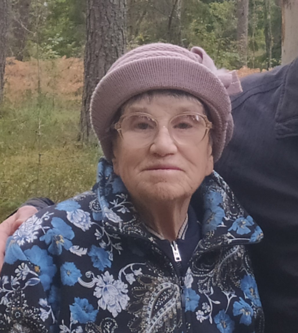 Шмакова Галина Дмитриевна